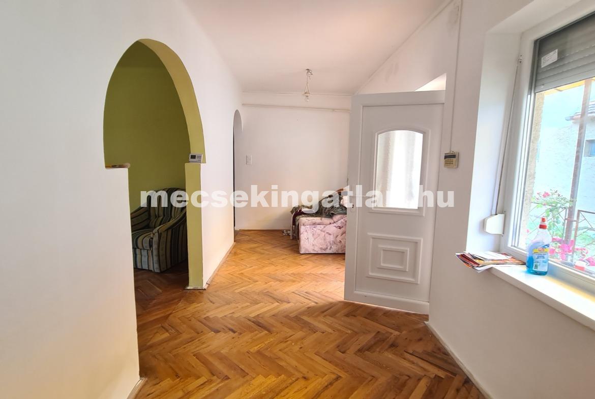 Pellérden eladó családi ház