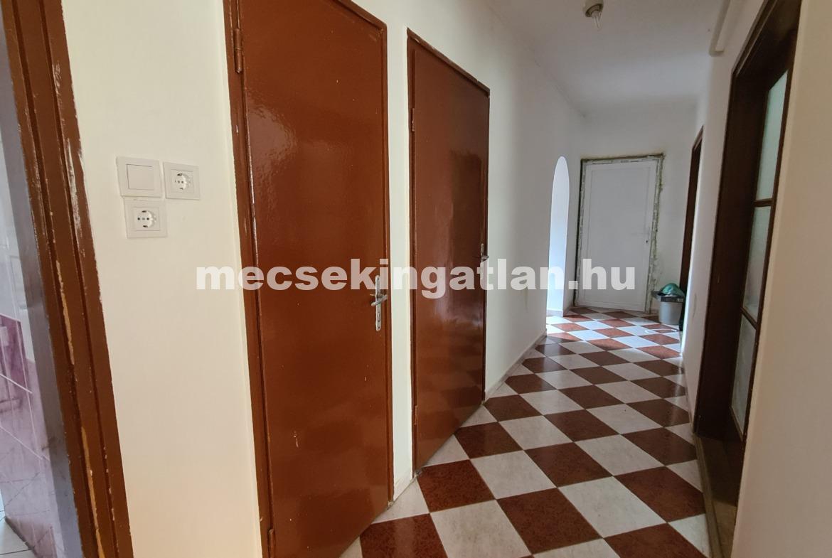 Pellérden eladó családi ház