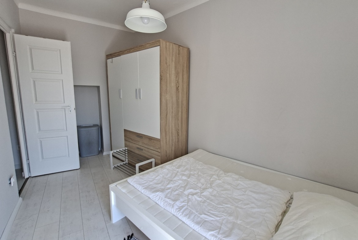 Pécs, Papnövelde utcában igényes lakás albérletbe kiadó