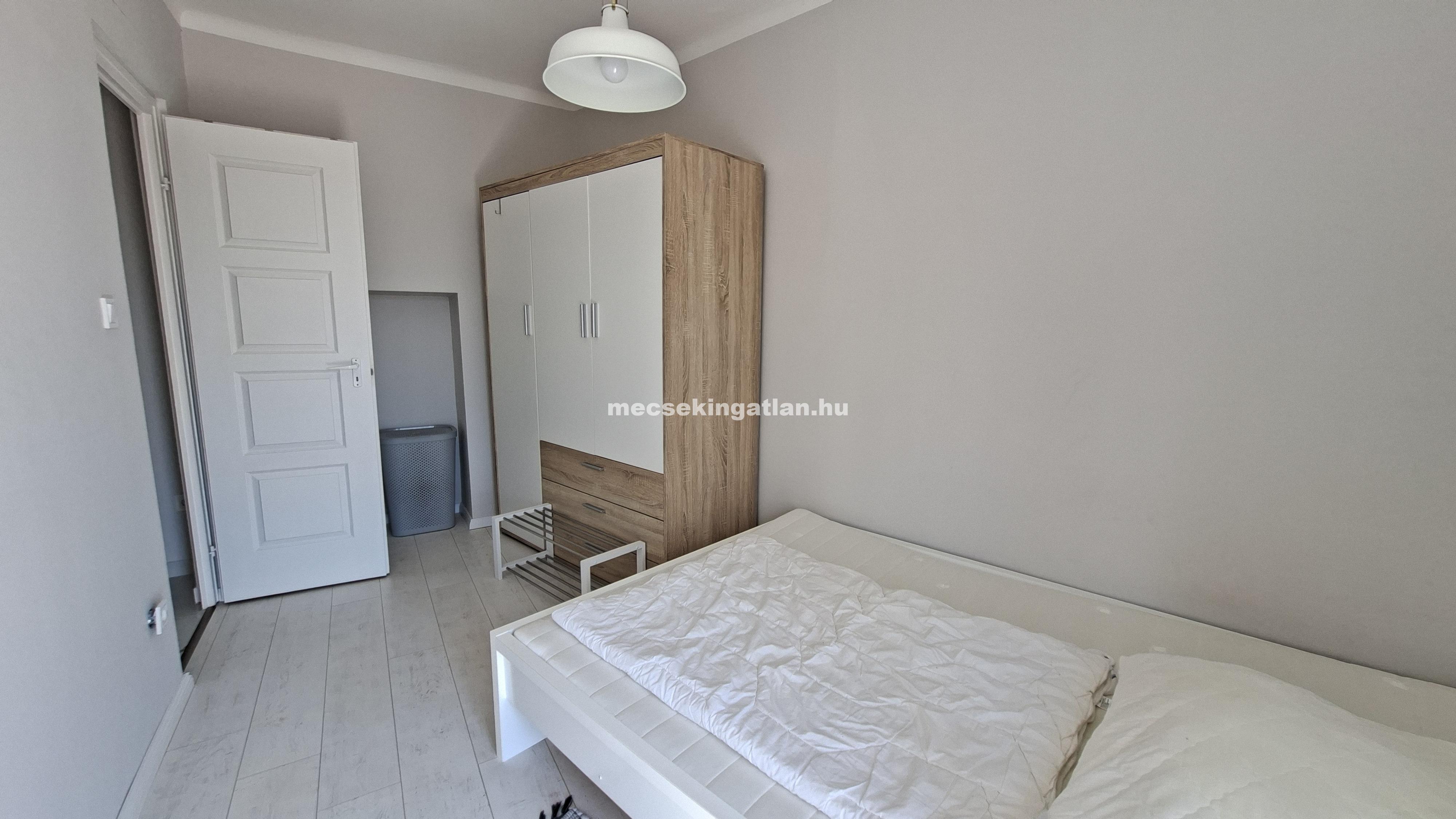 Pécs, Papnövelde utcában igényes lakás albérletbe kiadó