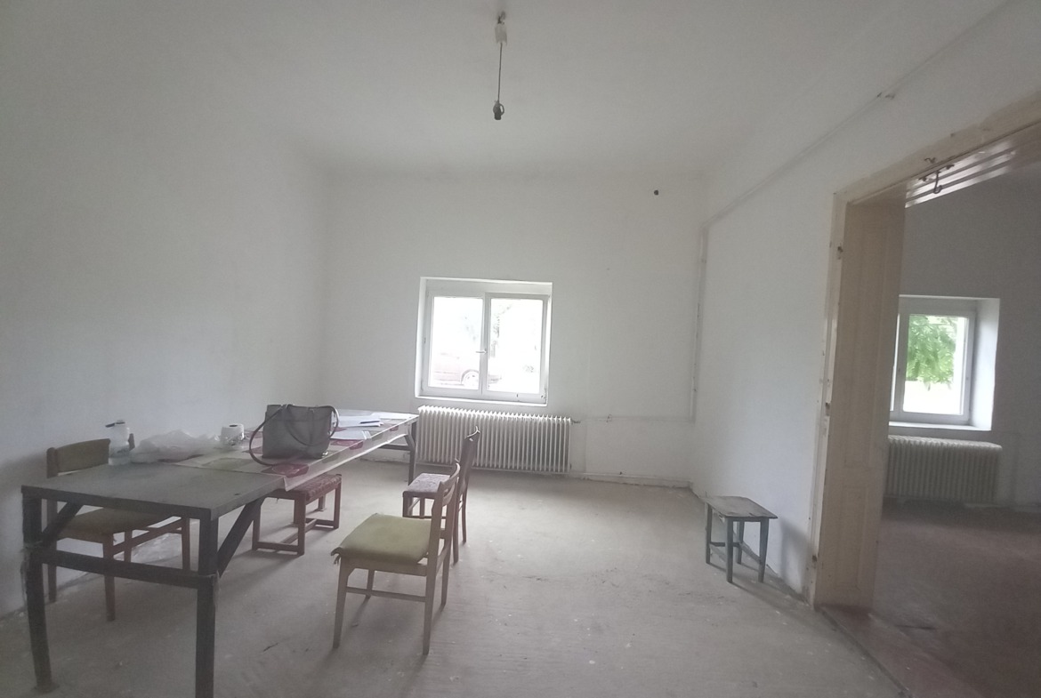 Pécstől 30 km távolságra Rózsafán eladó családi ház!