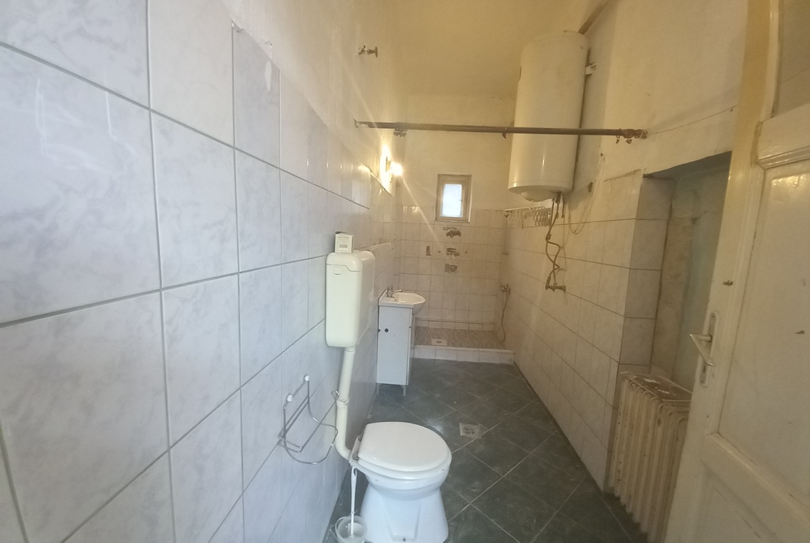 Pécstől 30 km távolságra Rózsafán eladó családi ház!