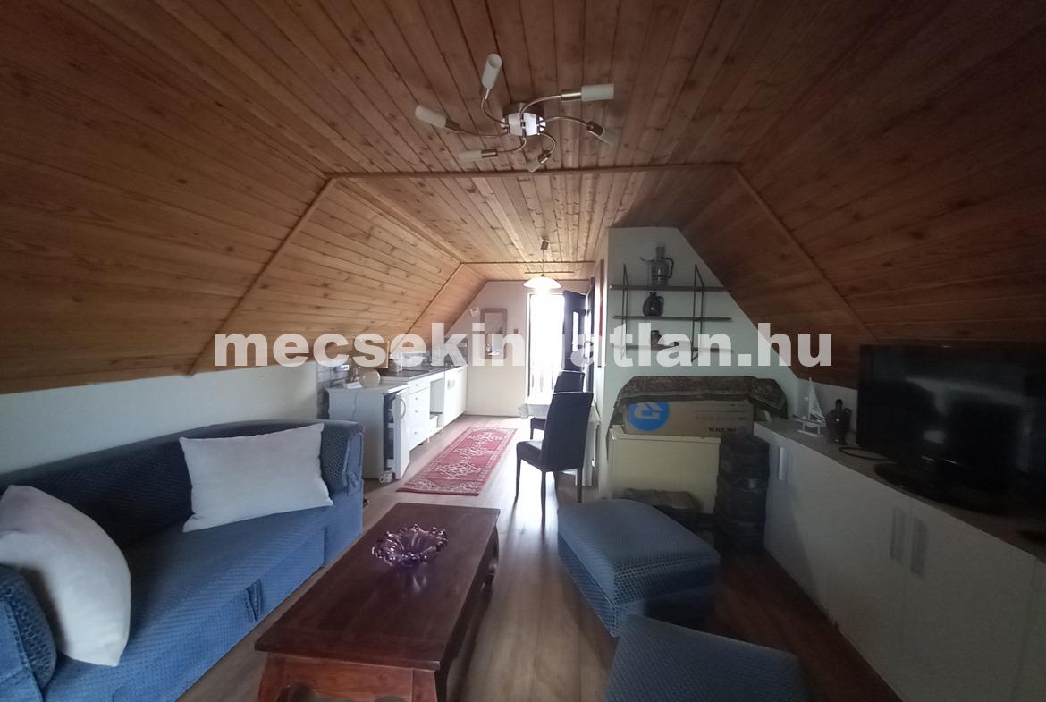 A Mecsek oldalában – a Sáska -dűlőben örökpanorámás ingatlan eladó!