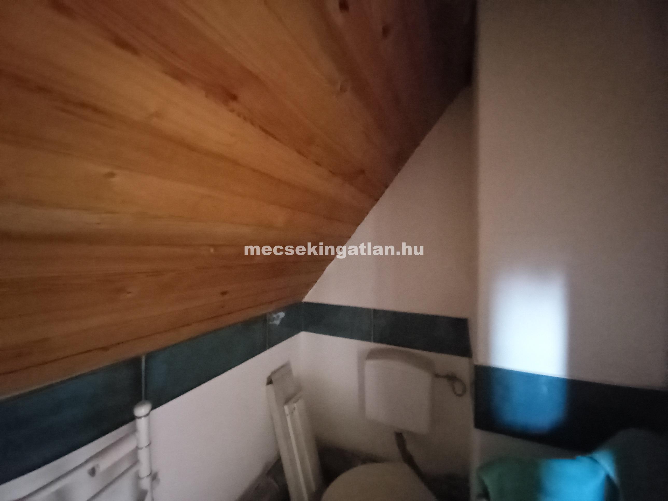 A Mecsek oldalában – a Sáska -dűlőben örökpanorámás ingatlan eladó!