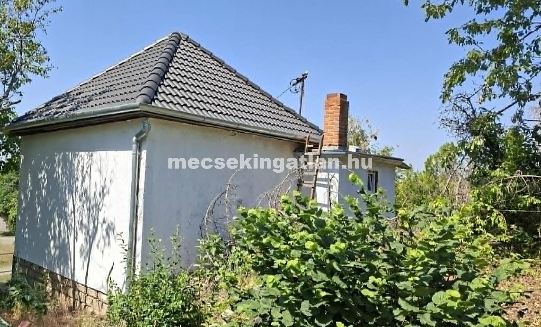 Kővágószőlősön eladó lakóingatlan