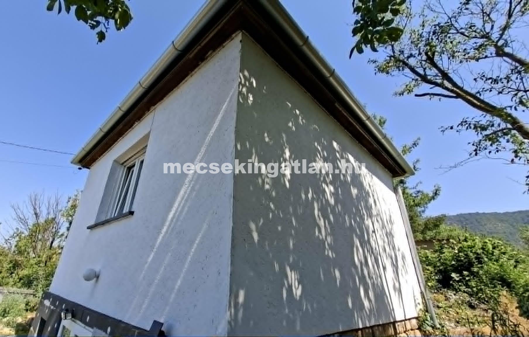 Kővágószőlősön eladó lakóingatlan