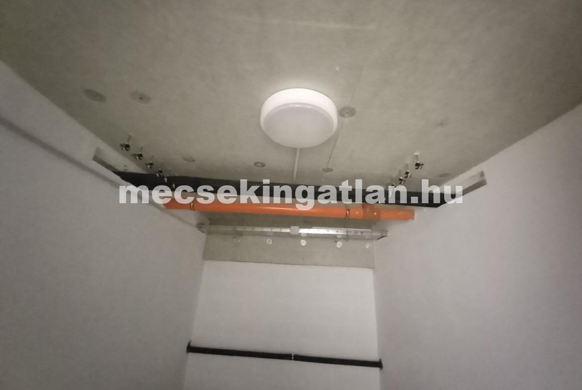 Luxus a Mecsek oldalon utolsó szabad lakás a Surányi úton!