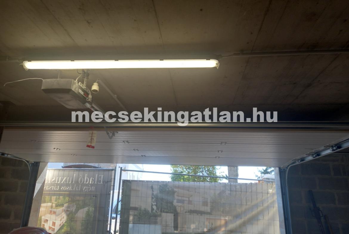 Luxus a Mecsek oldalon utolsó szabad lakás a Surányi úton!