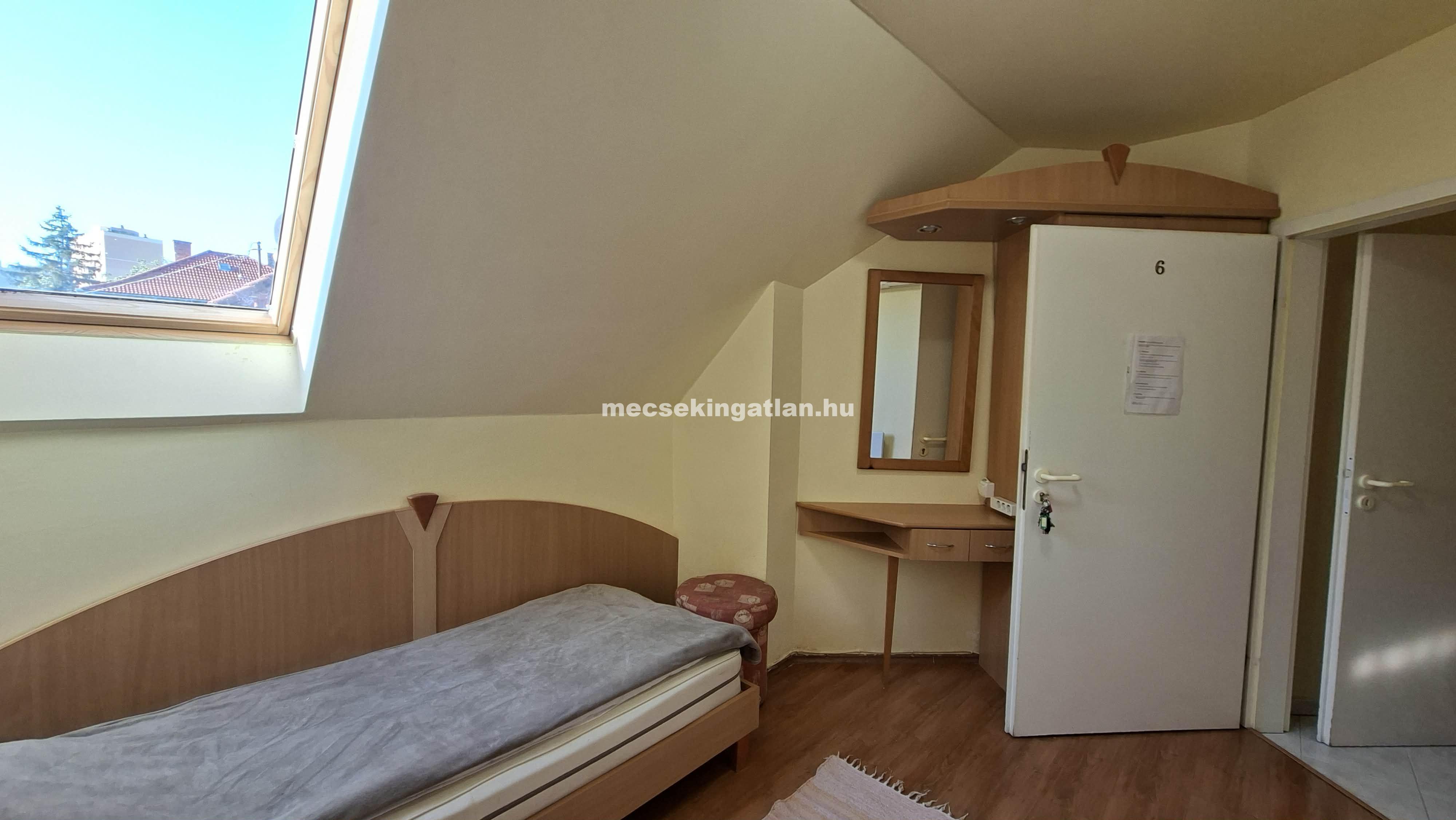 Kiadó önálló bérlemény Pécsett az Egyetemvárosban- ATLÉTA utcában 6 lakásos apartmanházban