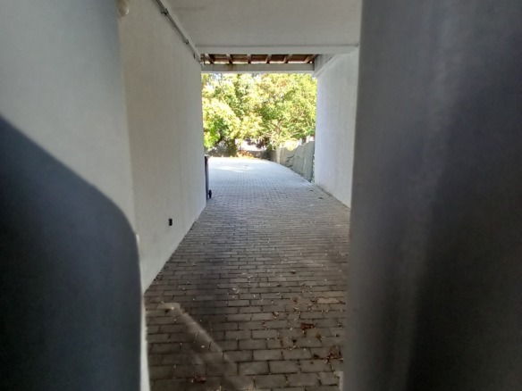 ingatlan p&eacute;cs kiad&oacute; elad&oacute; lak&aacute;s alb&eacute;rletek p&eacute;cs