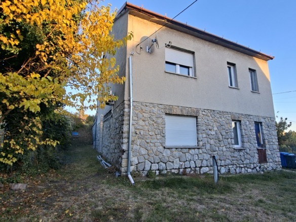 ingatlan pécs kiadó eladó lakás albérletek pécs
