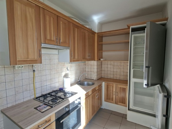 ingatlan pécs kiadó eladó lakás albérletek pécs